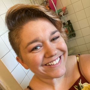 Meet your Posher, Tara